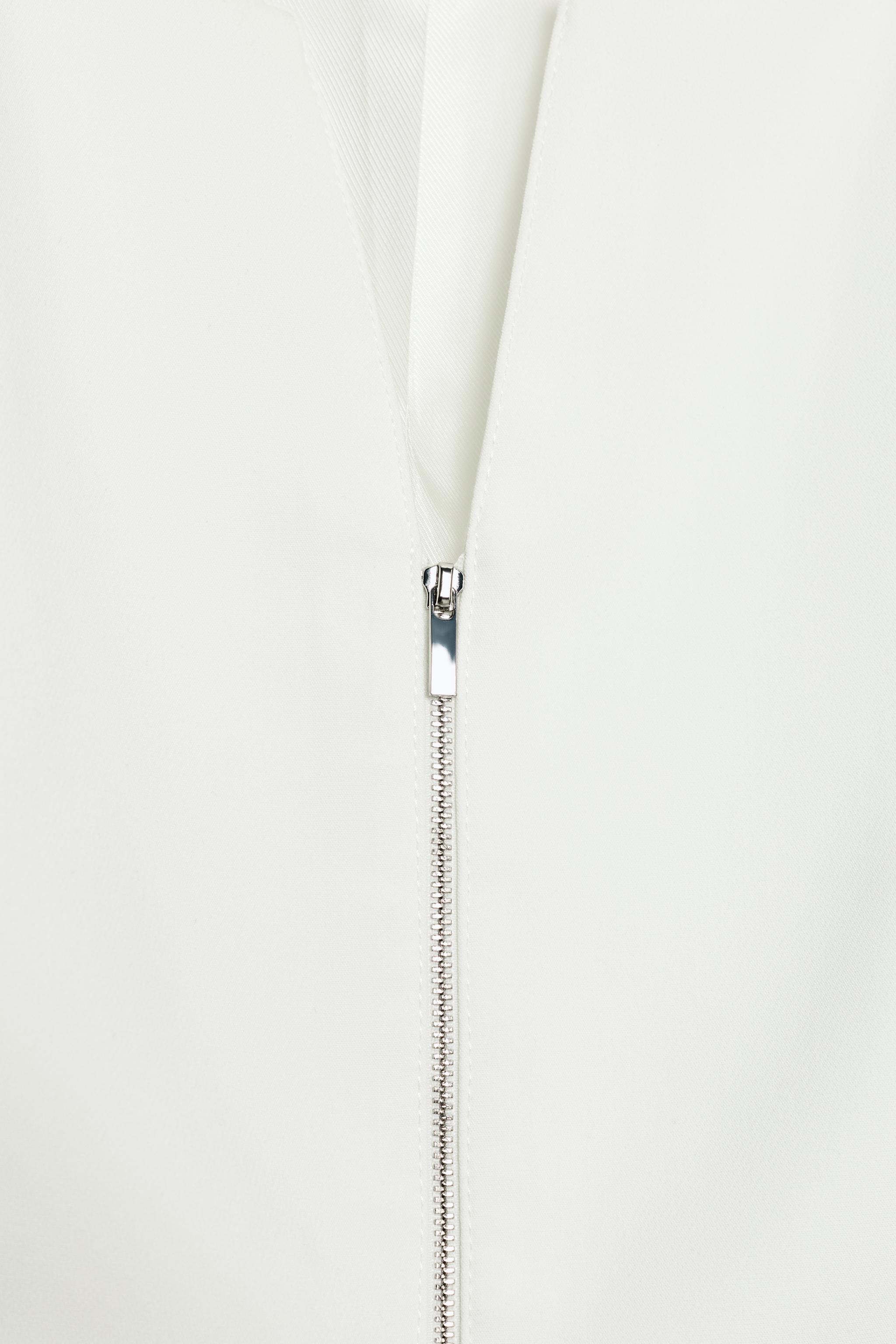 ZIP-UP BOAT NECK VEST